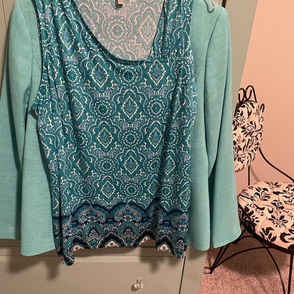 Two for one! Beautiful turquoise jacket/blazer fully lined with blows underneath - Picture 6 of 7